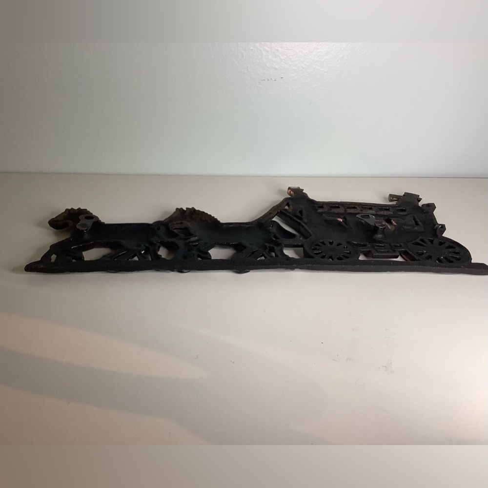 NEW vintage cast metal coach carriage wall decor - Picture 3 of 5